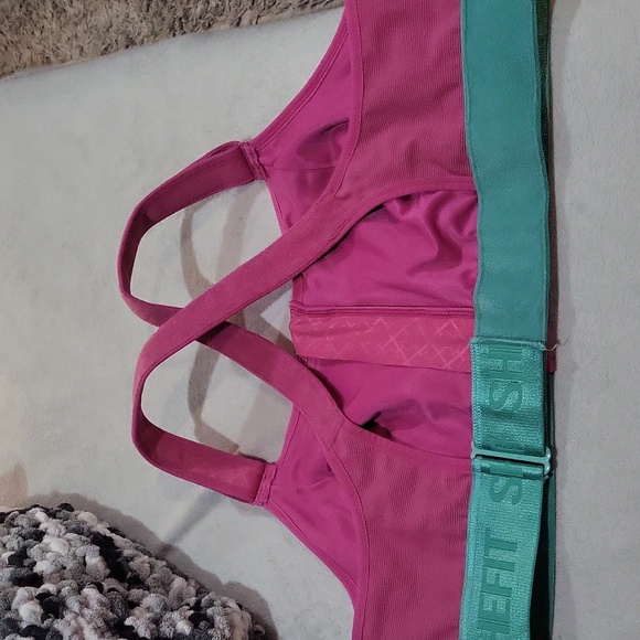 SHEFIT Sports Bra - Picture 11 of 15